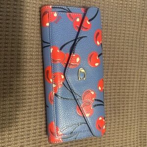 NWOT Coach Blue Cherry Print Envelope Leather Wallet